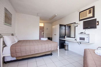 Marco Polo Motor Inn Sydney - Accommodation NT 6
