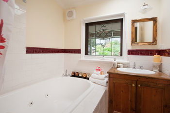 Adeline Bed And Breakfast - Accommodation NT 37