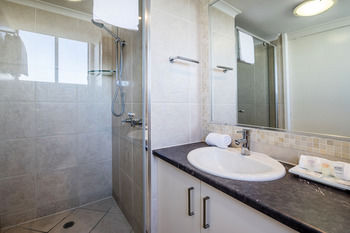 Newport Mooloolaba - Accommodation NT 90