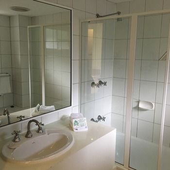 Eltham Gateway Hotel - Accommodation NT 1