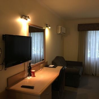 Eltham Gateway Hotel - Accommodation NT 9