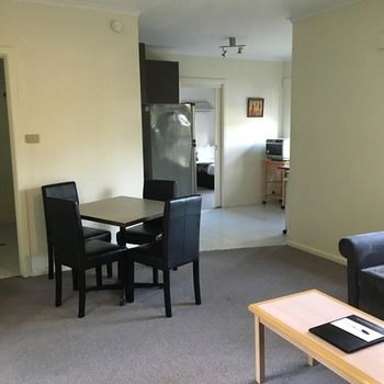 Eltham Gateway Hotel - Accommodation NT 44