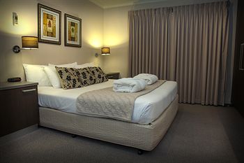 Eltham Gateway Hotel - Accommodation NT 0