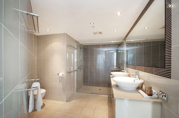 Aqua Vista Resort - Accommodation NT 11
