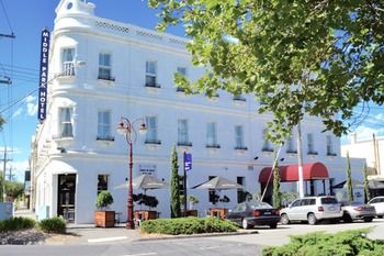 Middle Park Hotel - Accommodation NT 15