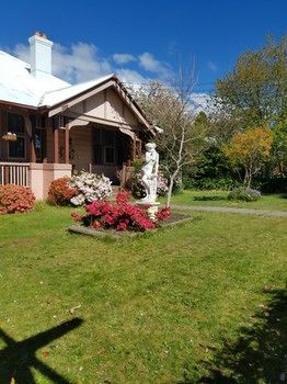 Hotel Avonleigh - Accommodation NT 75