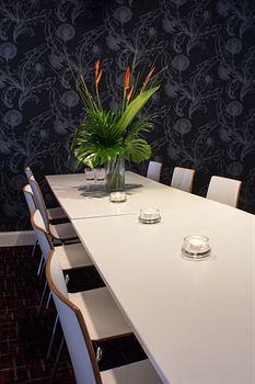 Sunnyside Tavern - Accommodation NT 11