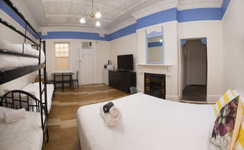 Manly Oceanside - NT Tourism 40