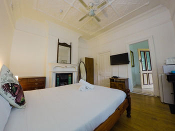 Manly Oceanside - NT Tourism 86