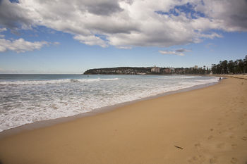 Manly Oceanside - NT Tourism 98