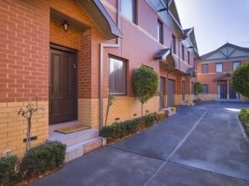 Kimberley Gardens Hotel & Serviced Apartments - Accommodation NT 15