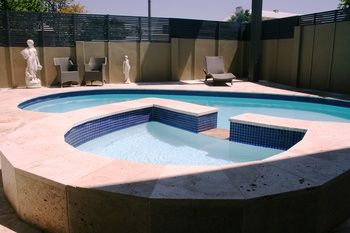 Noah's Mid City Motor Inn - Accommodation NT 13