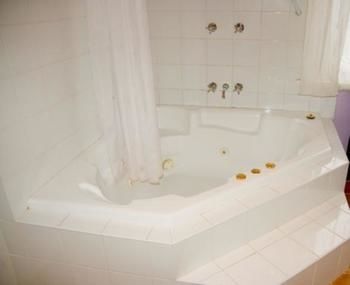 The Grand View Hotel - Accommodation NT 36