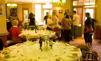 The Grand View Hotel - Accommodation NT 8