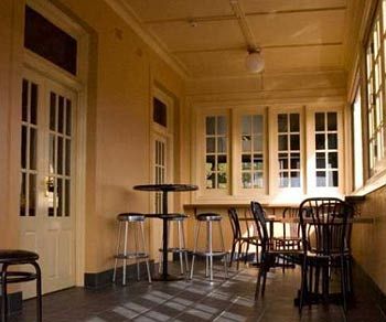 The Grand View Hotel - Accommodation NT 24