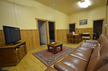 Black Gold Motel - NT Tourism 31