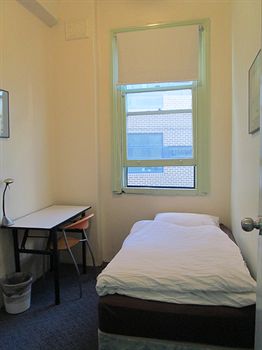 Casa Central Accommodation - Hostel - Accommodation NT 3