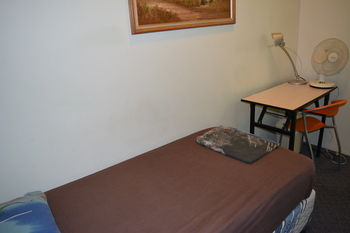 Casa Central Accommodation - Hostel - Accommodation NT 9