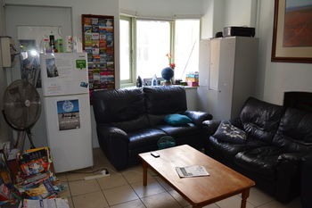 Casa Central Accommodation - Hostel - Accommodation NT 14