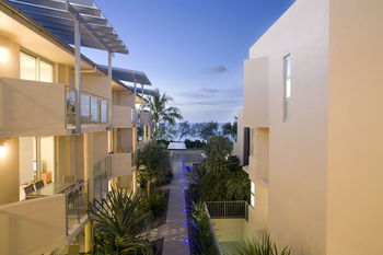 Maison Noosa Beachfront Resort - Accommodation NT 16