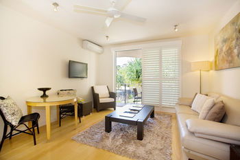 Maison Noosa Beachfront Resort - Accommodation NT 19