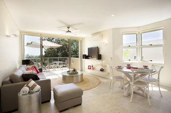 Maison Noosa Beachfront Resort - Accommodation NT 26