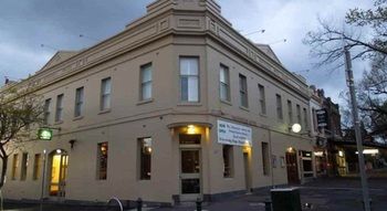 Naughtons Parkville Hotel - Accommodation NT 0