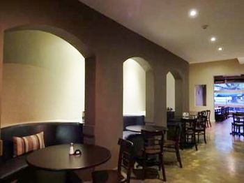 Naughtons Parkville Hotel - Accommodation NT 21