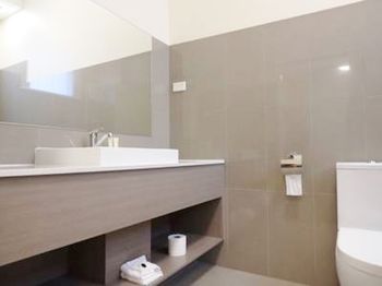 Naughtons Parkville Hotel - Accommodation NT 31