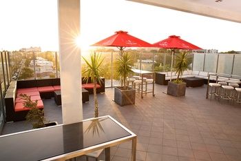 St Kilda Beach House @ Hotel Barkly - Hostel - Accommodation NT 2