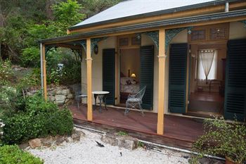 Tizzana Winery Bed & Breakfast - Accommodation NT 3