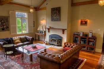 Tizzana Winery Bed & Breakfast - Accommodation NT 7