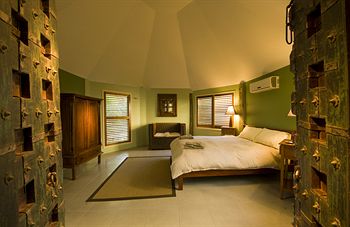 Glass House Mountains Ecolodge - Accommodation NT 22