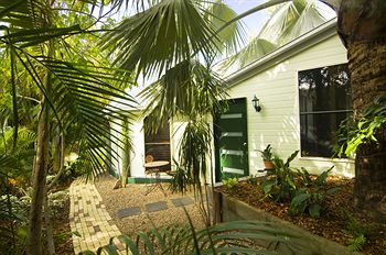 Glass House Mountains Ecolodge - Accommodation NT 25