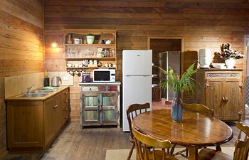 Glass House Mountains Ecolodge - Accommodation NT 27