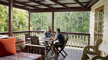 Glass House Mountains Ecolodge - Accommodation NT 28