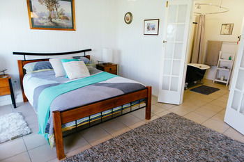 Blackwattle Farm B&B And Farm Stay - Accommodation NT 31