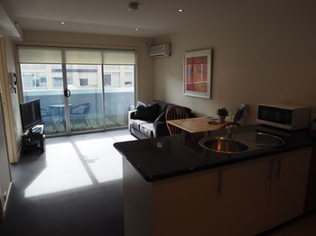Melbourne City Stays - Accommodation NT 7