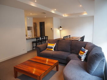 Melbourne City Stays - Accommodation NT 82