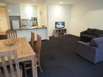 Melbourne City Stays - Accommodation NT 131