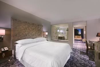 Sheraton Melbourne Hotel - Accommodation NT 18
