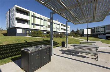 Western Sydney University Village-Campbelltown Campus - Accommodation NT 2