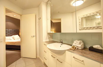 ACD Apartments - Accommodation NT 5
