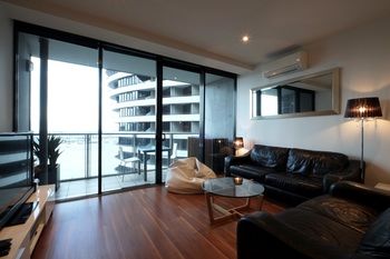 ACD Apartments - Accommodation NT 33