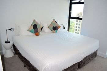 Apartments Melbourne Domain - CBD - Accommodation NT 21