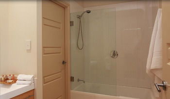 H Boutique Hotel - Accommodation NT 12