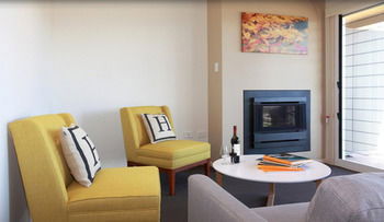 H Boutique Hotel - Accommodation NT 20