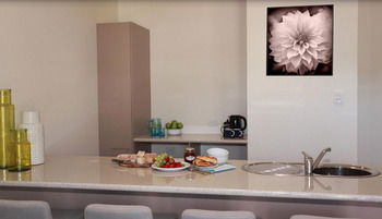 H Boutique Hotel - Accommodation NT 22