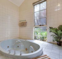 Comfort Inn Greensborough - Accommodation NT