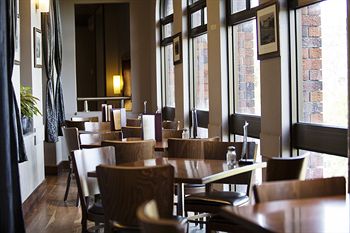 Pymble Hotel - Accommodation NT 9